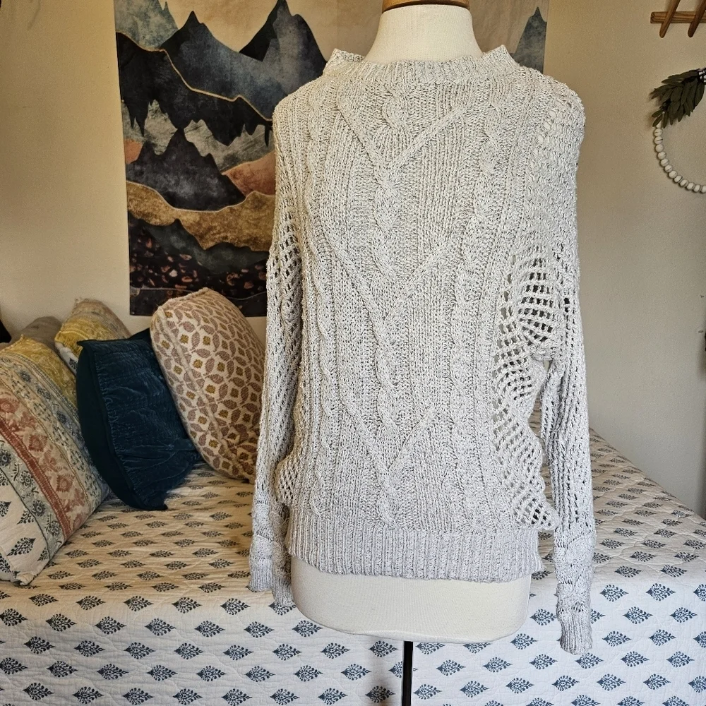 Brandy Melville Cream Gray Cable Knit Sweater One Size Italy Slouchy Cozy - Picture 3 of 10